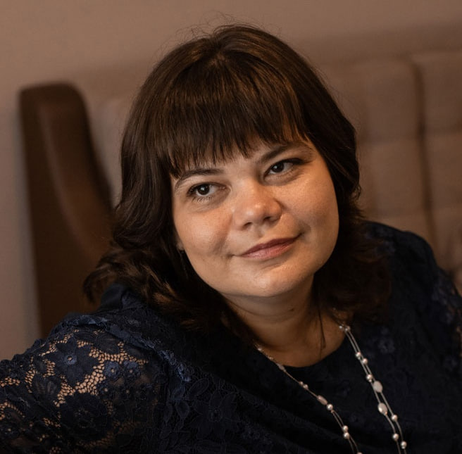 Лариса Алека